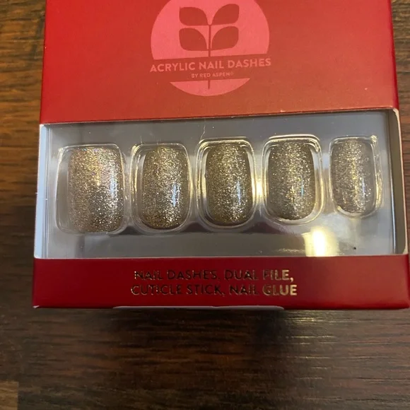 Red Aspen Nail Dashes Shop - Picture 6 of 16